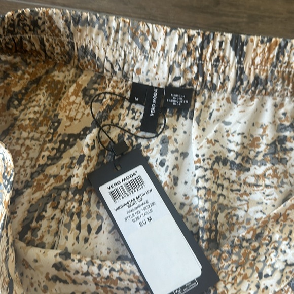 Vero Moda-Tiller Midi Slip Skirt-New with Tags - Picture 3 of 4